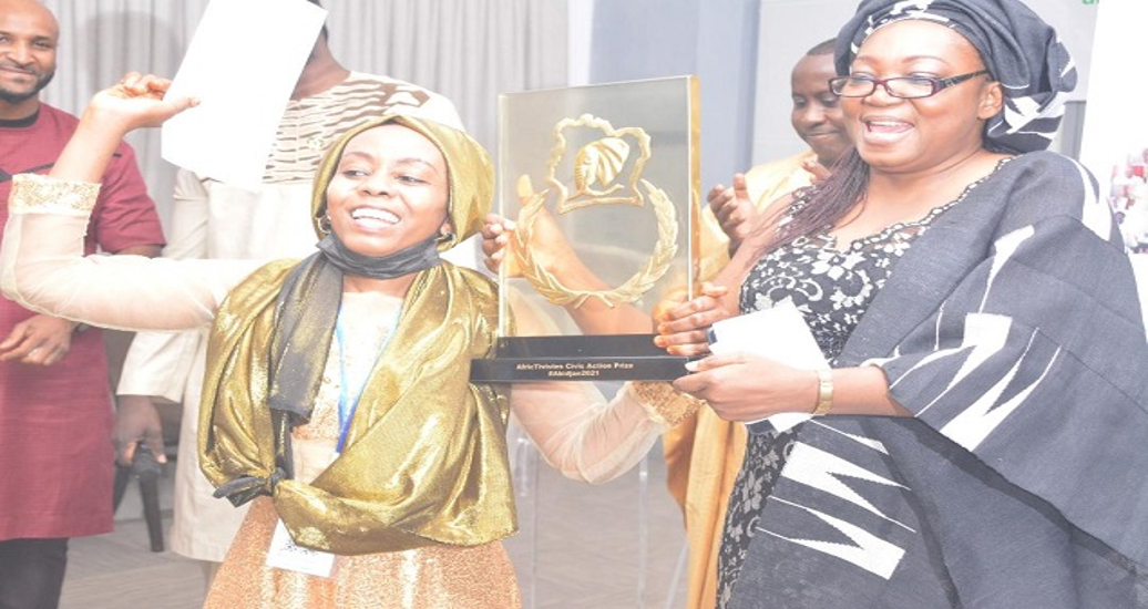 Djamila Boubacar Sahabi du Niger remporte le prix AfricTivistes pour l’action civique