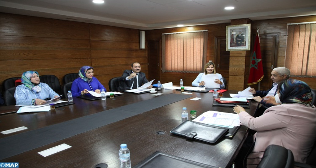 Fès-Meknès: le programme de célébration de la journée internationale de la femme au cœur de la réunion de Commission de la femme, de la jeunesse et du sport