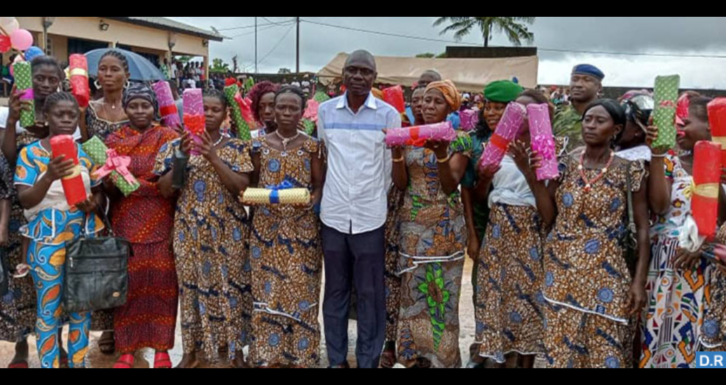 Le maire de Grabo communie avec des centaines de femmes de sa commune