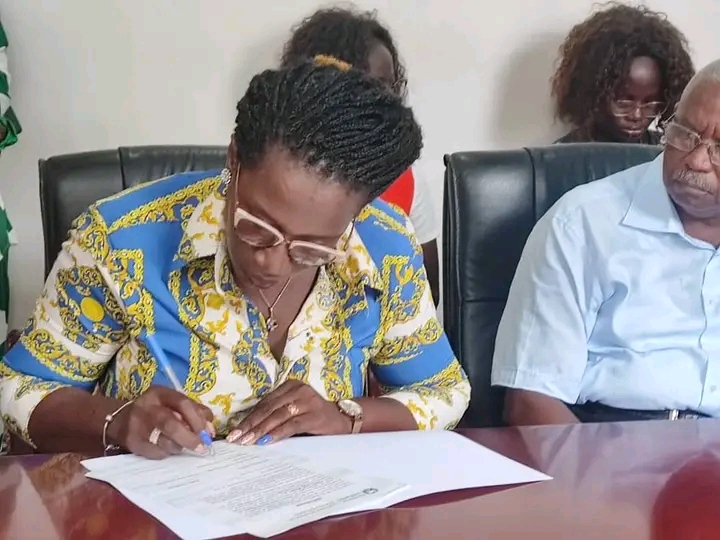 Communication sociale: Le secrétaire d’Etat salue la nomination d’une femme à la tête du Jornal Público de Guinée-Bissau